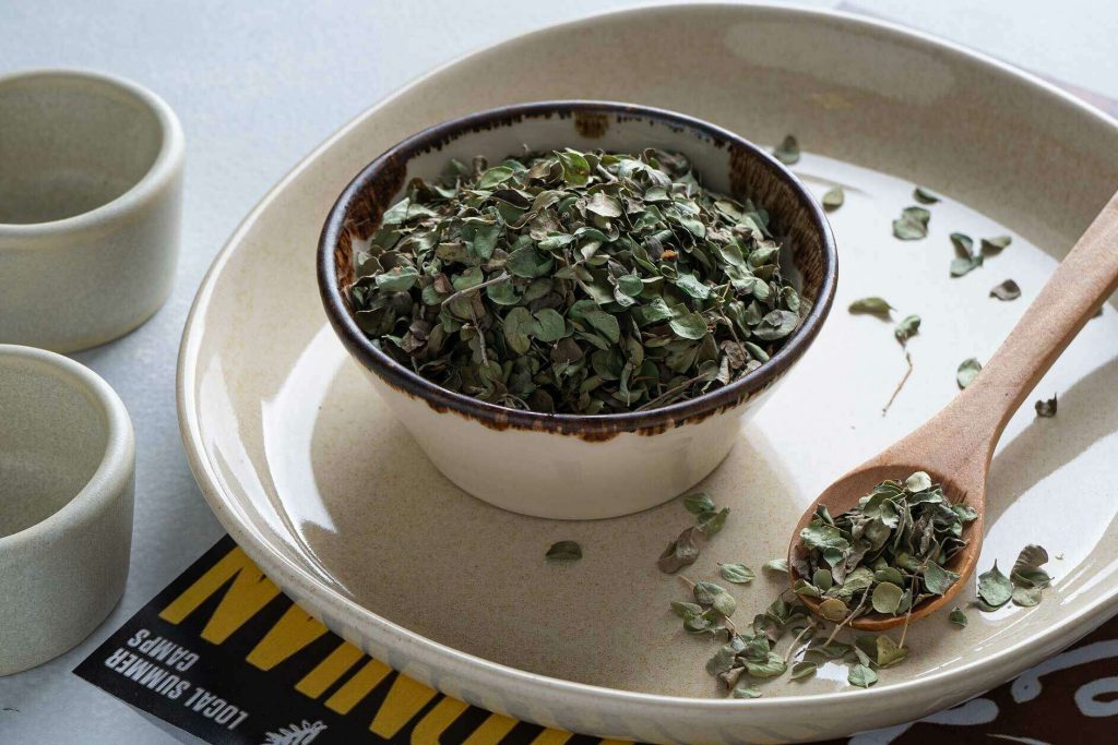 دمنوش گیاهی چای با نعناع و لیمو