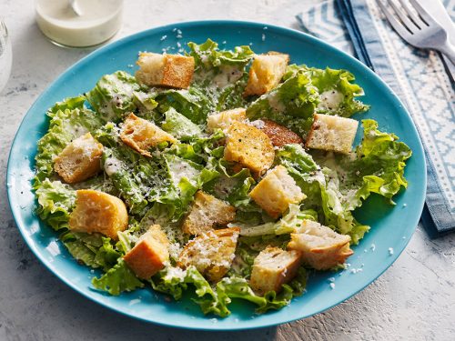 طرز تهیه سس سالاد سزار خانگی