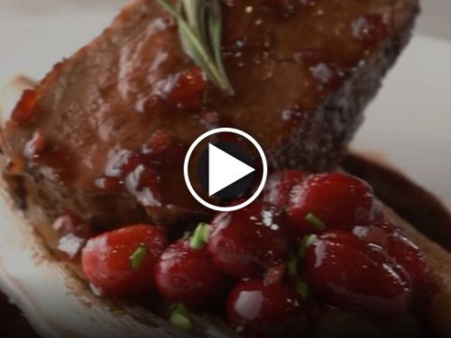 طرز تهیه استیک با سس ذغال اخته