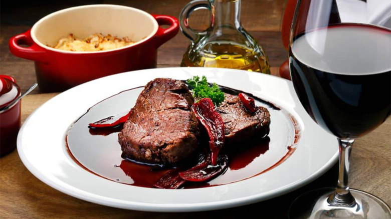 سس استیک گوشت رستورانی