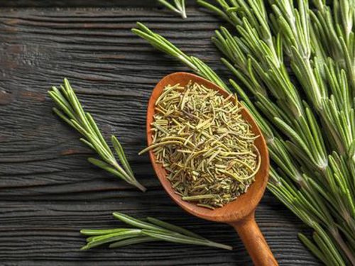 ادویه رزماری در چه غذاهایی استفاده میشود؟